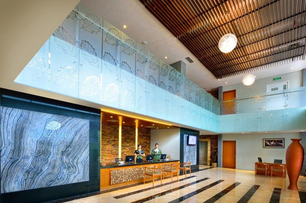 Oak Tree Emerald Hotel & Coventions Semarang Kültér fotó
